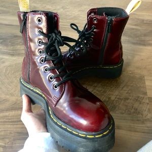 Women’s size 7 Dr. Martens Jadon Vegan Leather